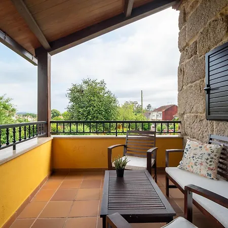 With A Pool Rias Baixas Βίλα